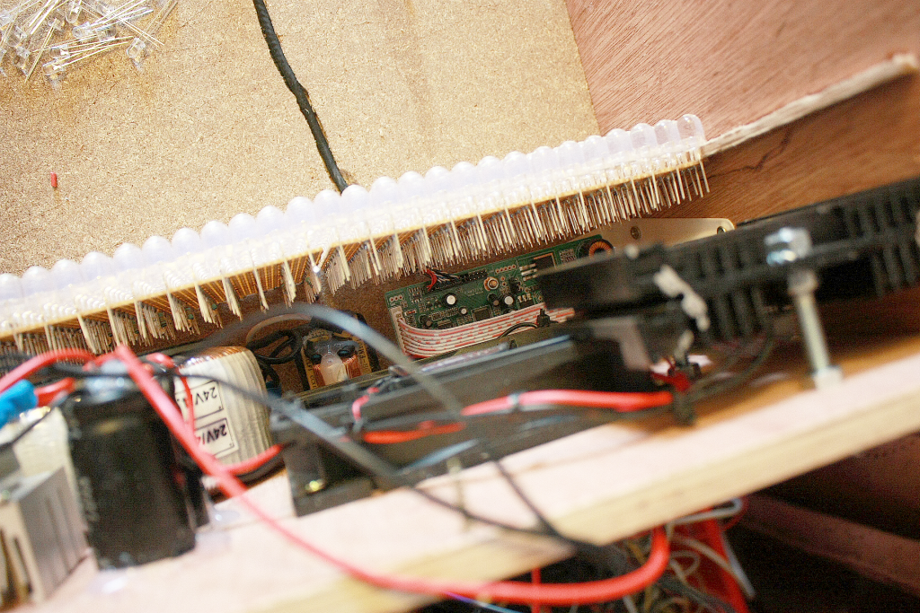 http://matthieu.weber.free.fr/autre/Toshiba/interieur2.png